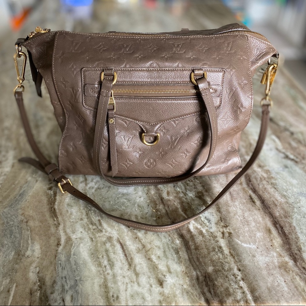 LOUIS VUITTON Empreinte Lumineuse PM Bag - Picture 4 of 14